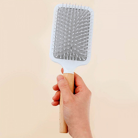 Masil Расческа для укладки волос антистатическая / Wooden Paddle Brush, дерево